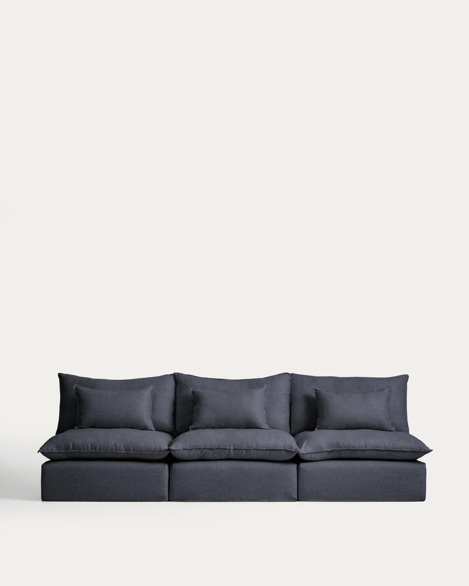 5-Sitzer-Modularsofa Anarela mit abnehmbarem Bezug aus Leinen und Viskose in Dunkelgrau, 330 cm, FSC Mix Credit in Dunkelgrau präsentiert im Onlineshop von KAQTU Design AG. 5er Sofa ist von Kave Home