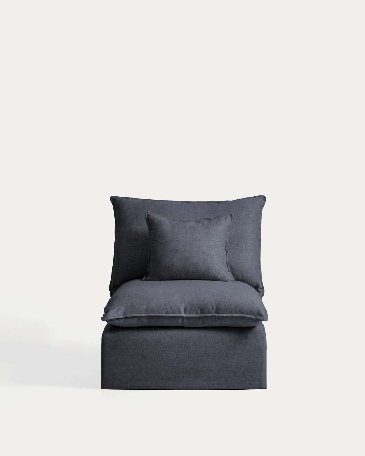 Fussablage Anarela mit abnehmbarem Bezug und Kissen aus Leinen und Viskose in Dunkelgrau, 80 x 80 cm, FSC Mix Credit in Dunkelgrau präsentiert im Onlineshop von KAQTU Design AG. Pouf ist von Kave Home