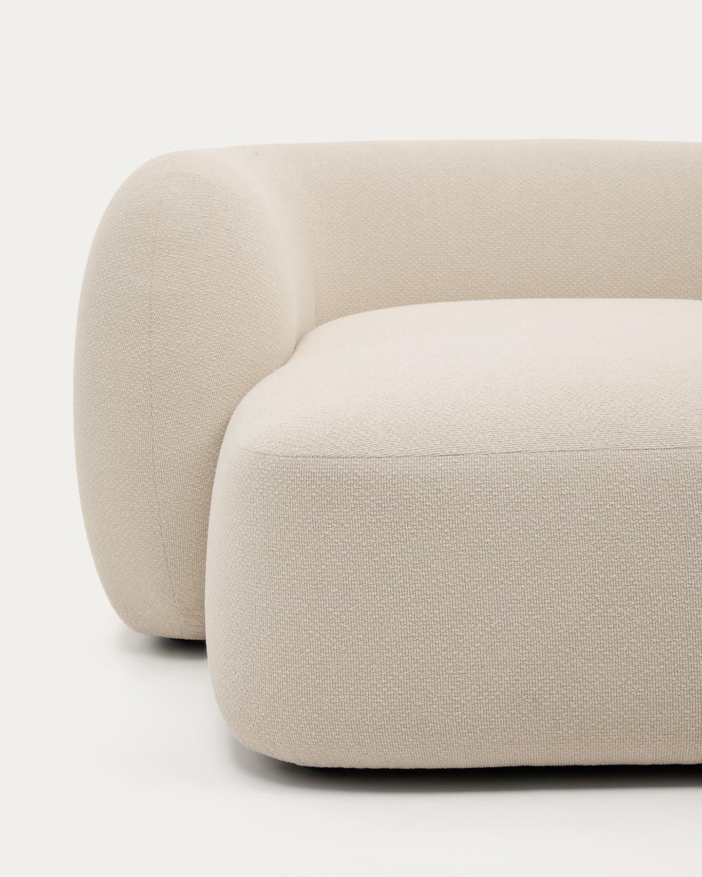 Schwer entflammbares 3-Sitzer-Modularsofa Martina mit Chenille und Chaiselongue rechts in Ecru 287 cm in Ecru präsentiert im Onlineshop von KAQTU Design AG. L-Sofa rechts ist von Kave Home
