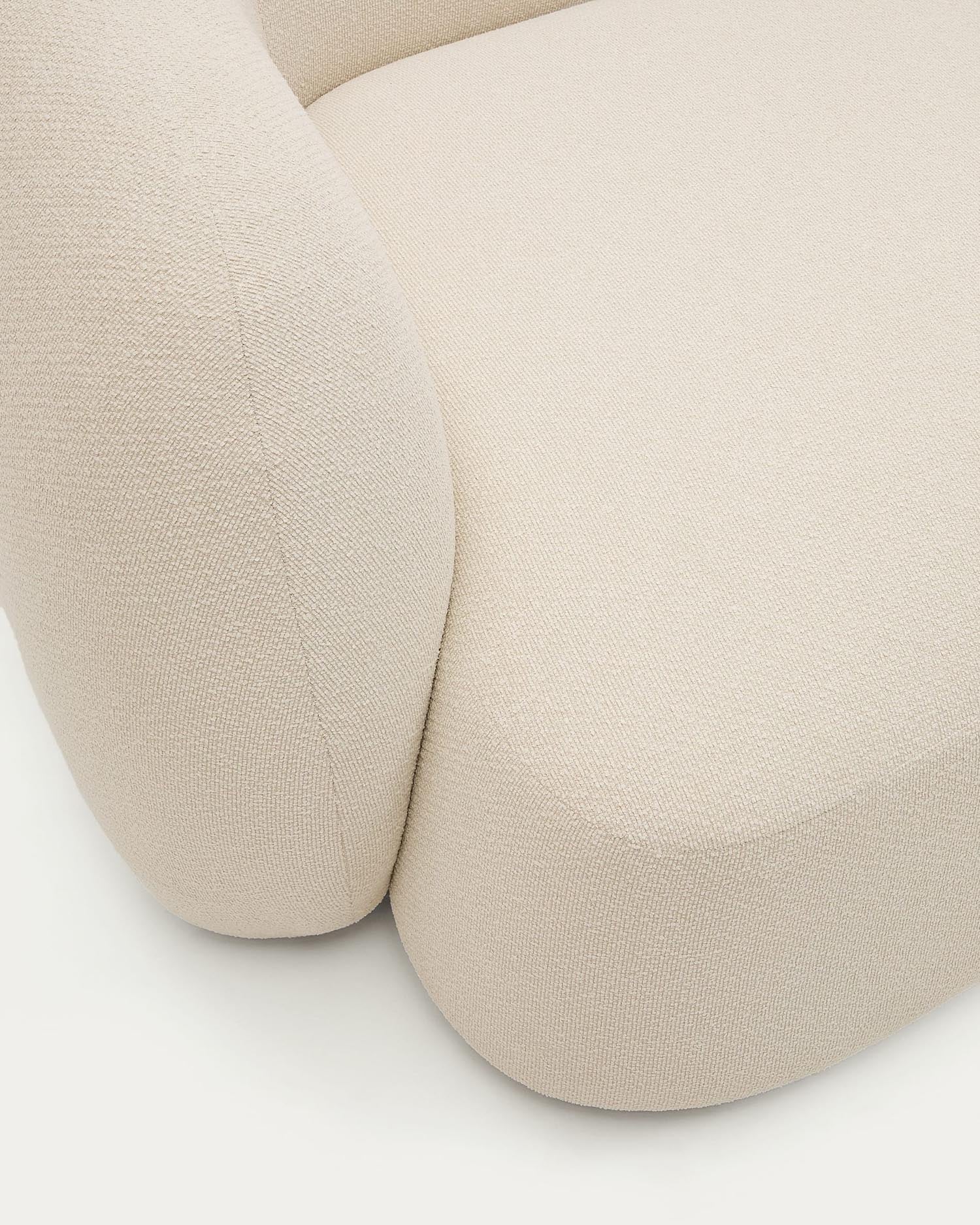 Erleben Sie das elegante Martina 3-Sitzer-Modularsofa in Ecru mit rechter Chaiselongue – perfekt für stilvolle Entspannung und vielseitige Wohnkonzepte.