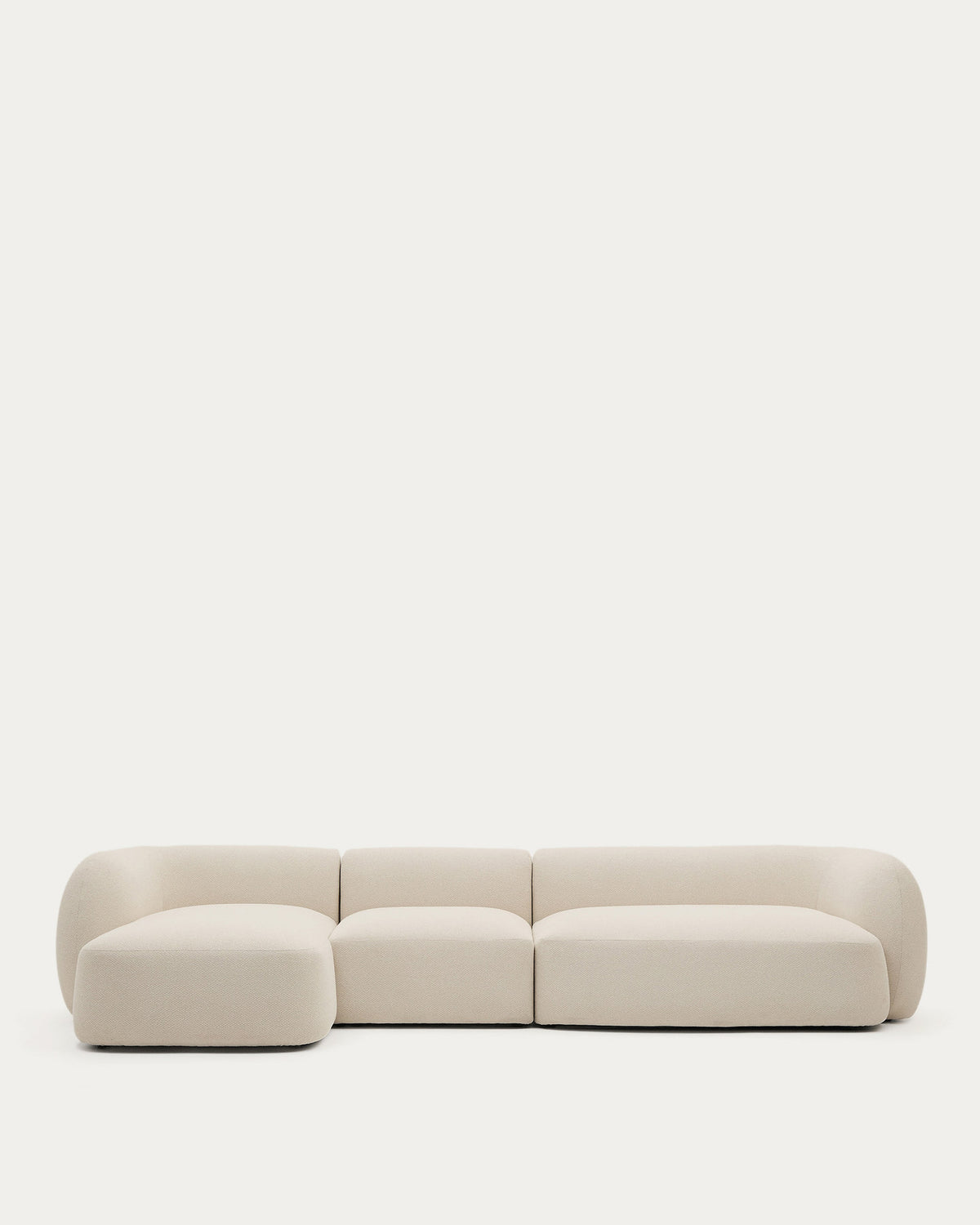 4-Sitzer-Modularsofa Martina mit Chenille und Chaiselongue links in Ecru 377 cm in Ecru präsentiert im Onlineshop von KAQTU Design AG. L-Sofa links ist von Kave Home