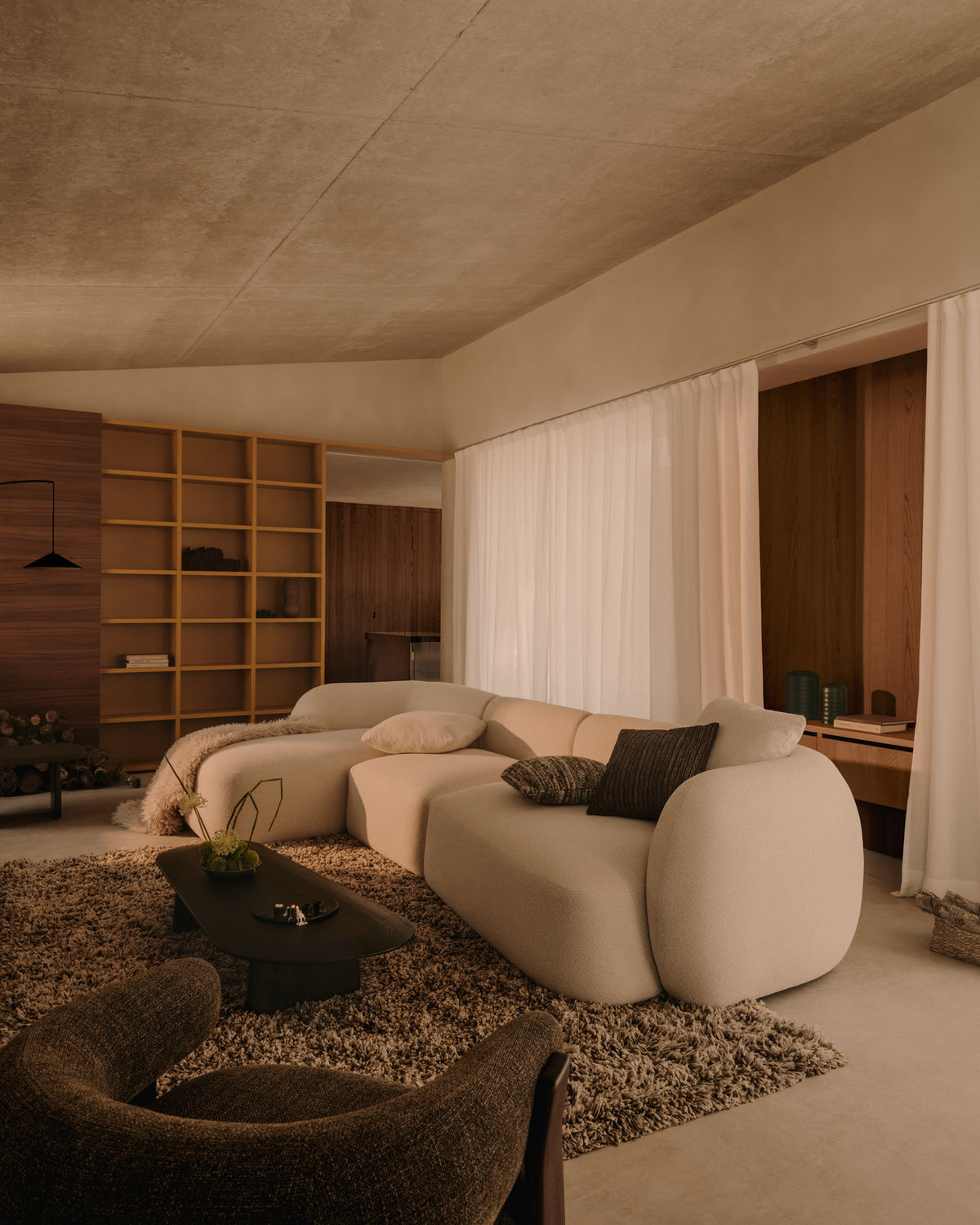 4-Sitzer-Modularsofa Martina mit Chenille und Chaiselongue links in Ecru 377 cm in Ecru präsentiert im Onlineshop von KAQTU Design AG. L-Sofa links ist von Kave Home