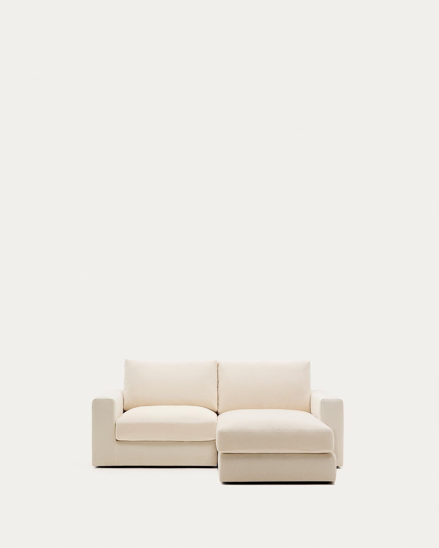 Modulares Sofa Alea für 3 Personen mit abnehmbarem Bezug aus Chenille mit Chaiselongue rechts in Ecru, 220 cm in Ecru präsentiert im Onlineshop von KAQTU Design AG. 3er Sofa ist von Kave Home
