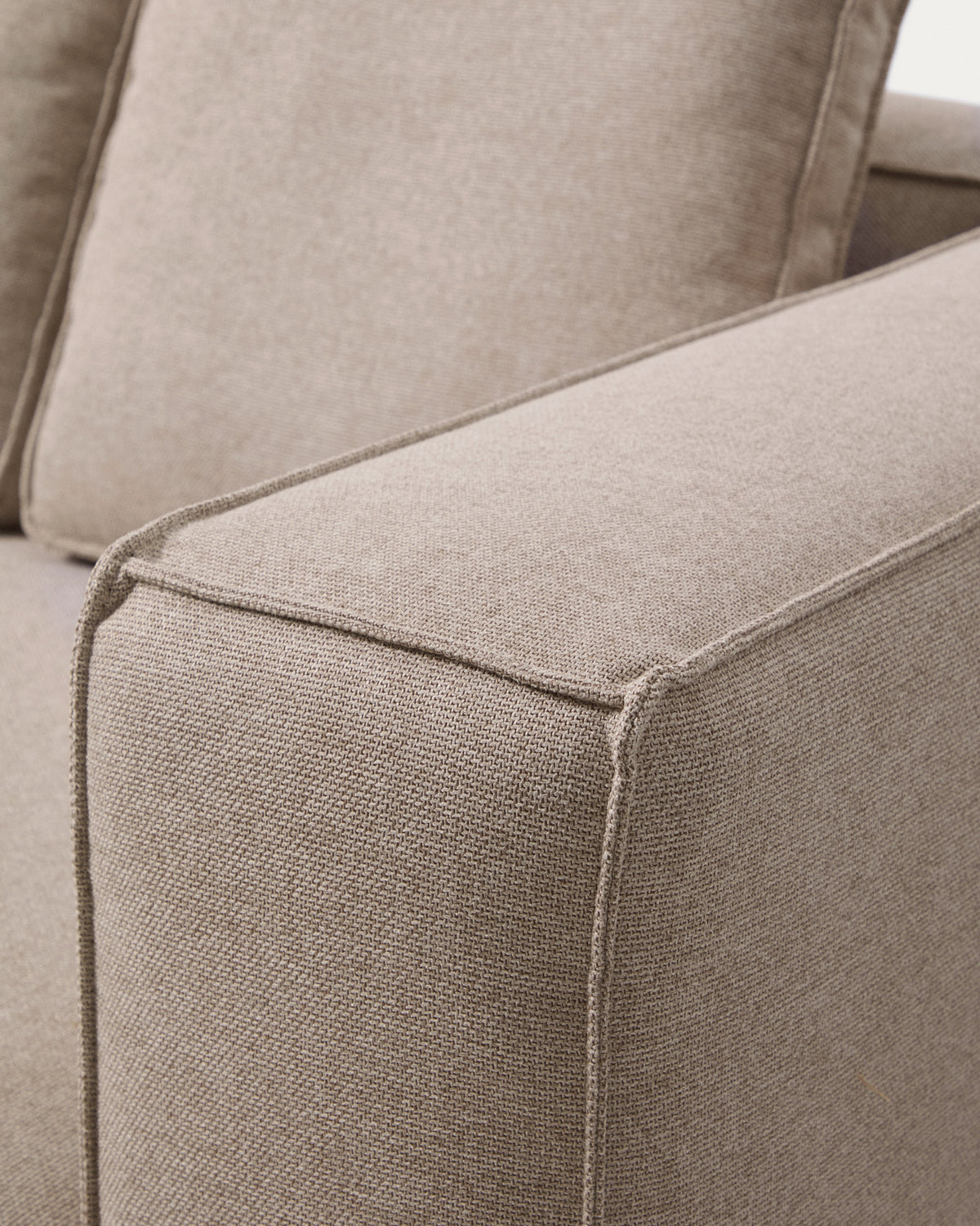 Beiges 3-Sitzer-Bettsofa Marela mit Chaiselongue links, Stoffbezug und schwarzen Beinen