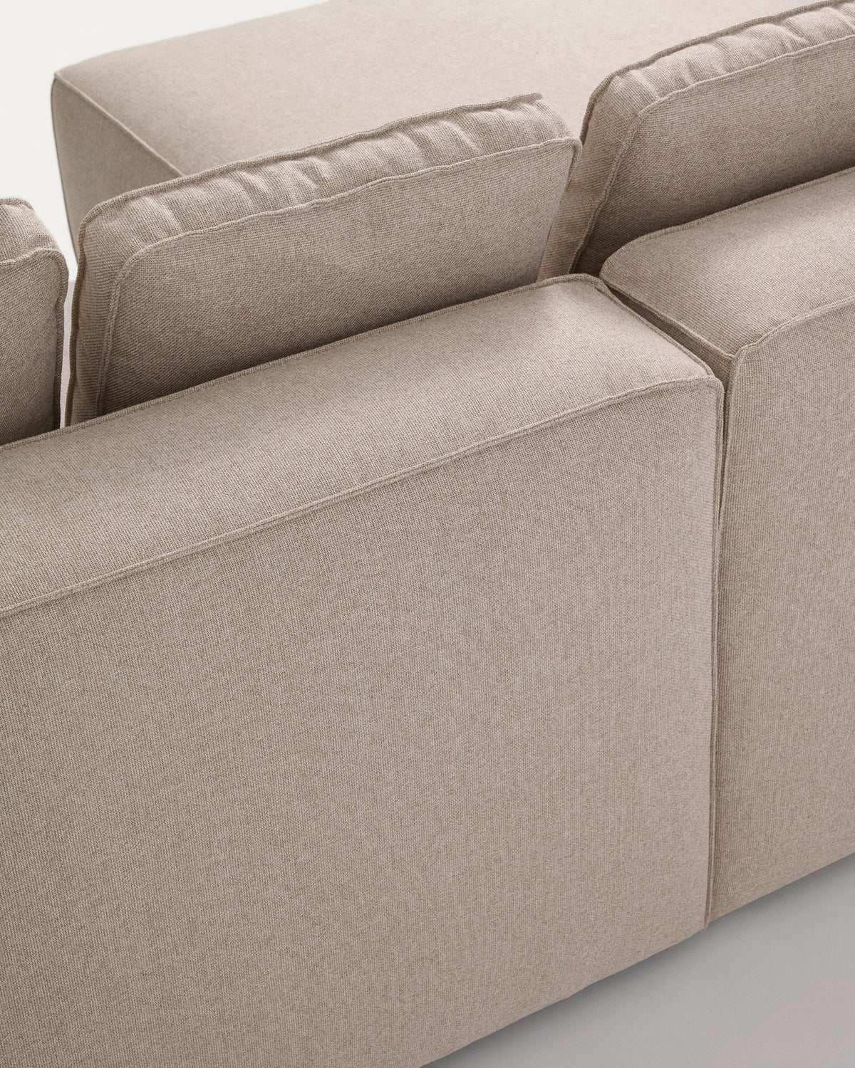 Beiges 4-Sitzer-Bettsofa Marela mit Chaiselongue links, Gewebebezug und schwarzen Beinen