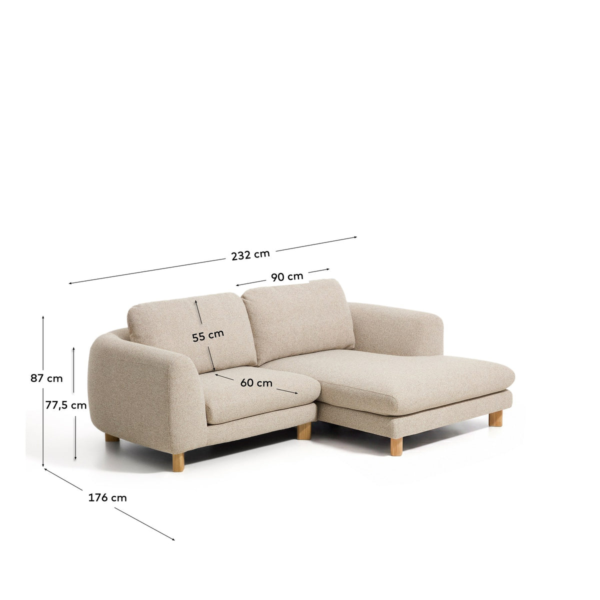 3-Sitzer Sofa Vera in Beige mit Chaiselongue rechts, gepolstert mit strukturiertem Gewebe und Beinen aus massivem Eschenholz mit natürlichem Finish.