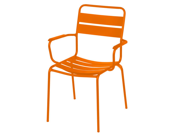 Glarus Ganzmetall-Gartenstuhl mit Armlehne in Orange präsentiert im Onlineshop von KAQTU Design AG. Gartenstuhl mit Armlehnen ist von Schaffner