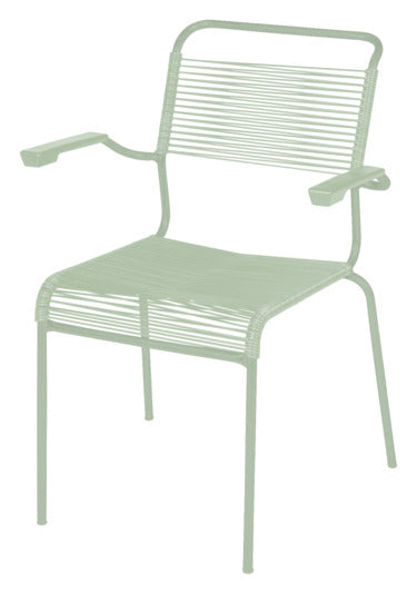 Säntis Spaghetti Stuhl mit Armlehne: Elegantes Design trifft auf Funktionalität. Ideal für deinen Garten, wetterfest und vielseitig kombinierbar.