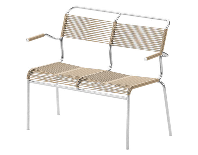 Säntis Spaghetti-2er Gartenbank mit Armlehne in Pastellbraun präsentiert im Onlineshop von KAQTU Design AG. Gartenbank ist von Schaffner