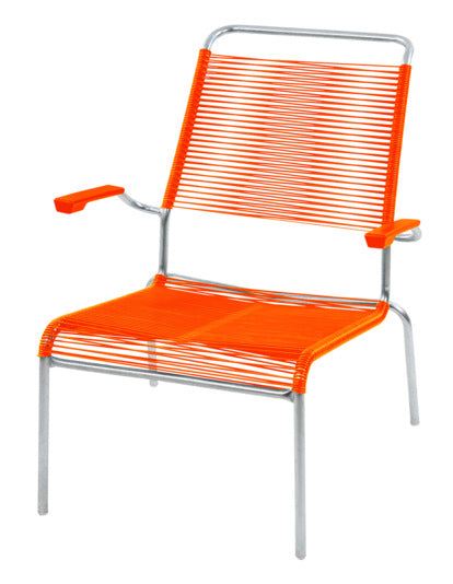 Genießen Sie stilvolle Entspannung mit dem Säntis Lounger Hochlehner Spaghetti von Schaffner. Bequeme Polsterung und elegante Farbvarianten für jeden Garten.