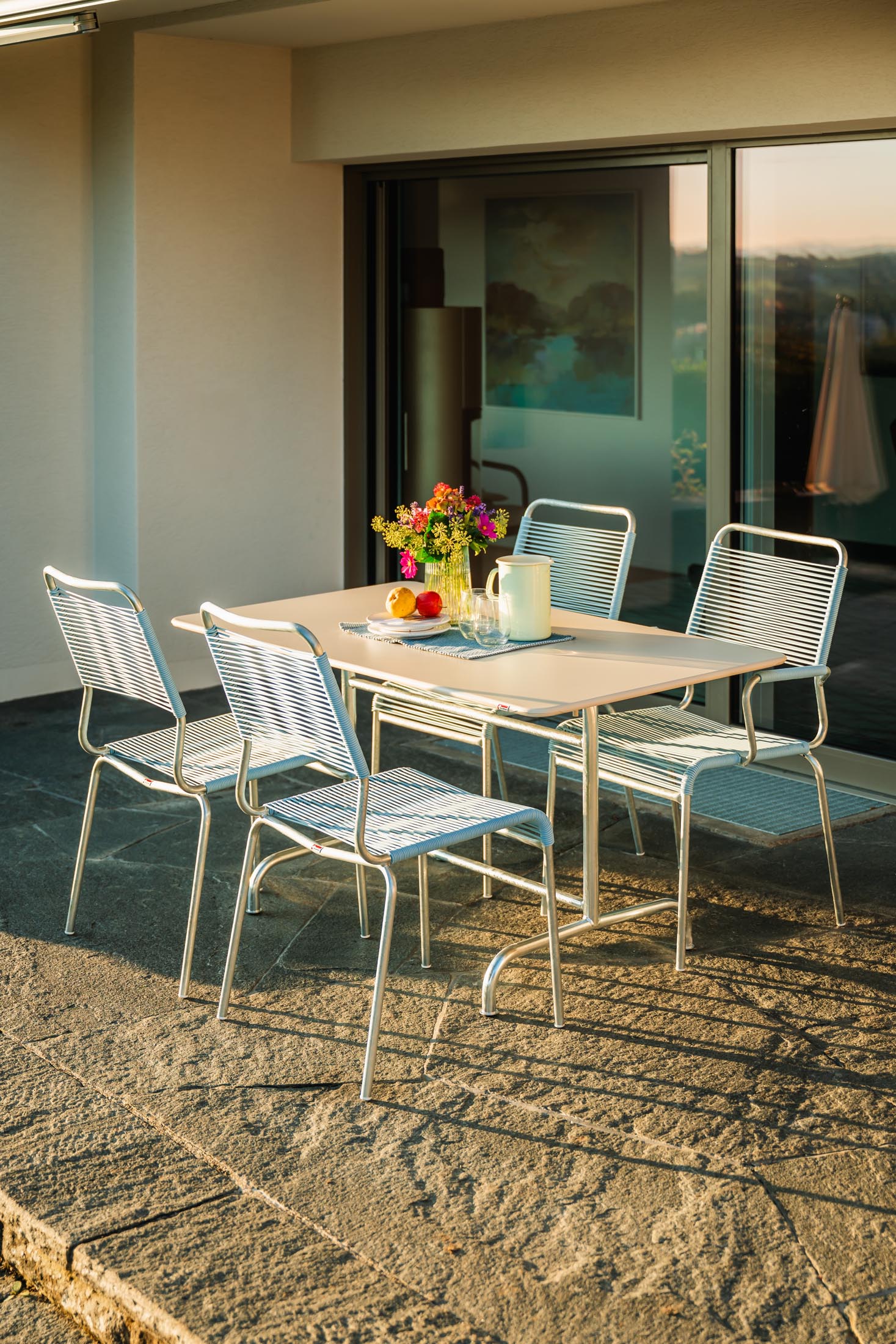 Rigi Spaghetti-Gartenstuhl ohne Armlehne Comfort in Pastellblau präsentiert im Onlineshop von KAQTU Design AG. Gartenstuhl ist von Schaffner