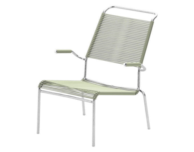Säntis Lounger Spaghetti mit Armlehne Hochlehner in Pastellgrün präsentiert im Onlineshop von KAQTU Design AG. Outdoor-Sessel mit Armlehnen ist von Schaffner