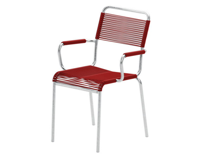Rigi Spaghetti-Gartenstuhl mit Armlehne in Rot präsentiert im Onlineshop von KAQTU Design AG. Gartenstuhl mit Armlehnen ist von Schaffner