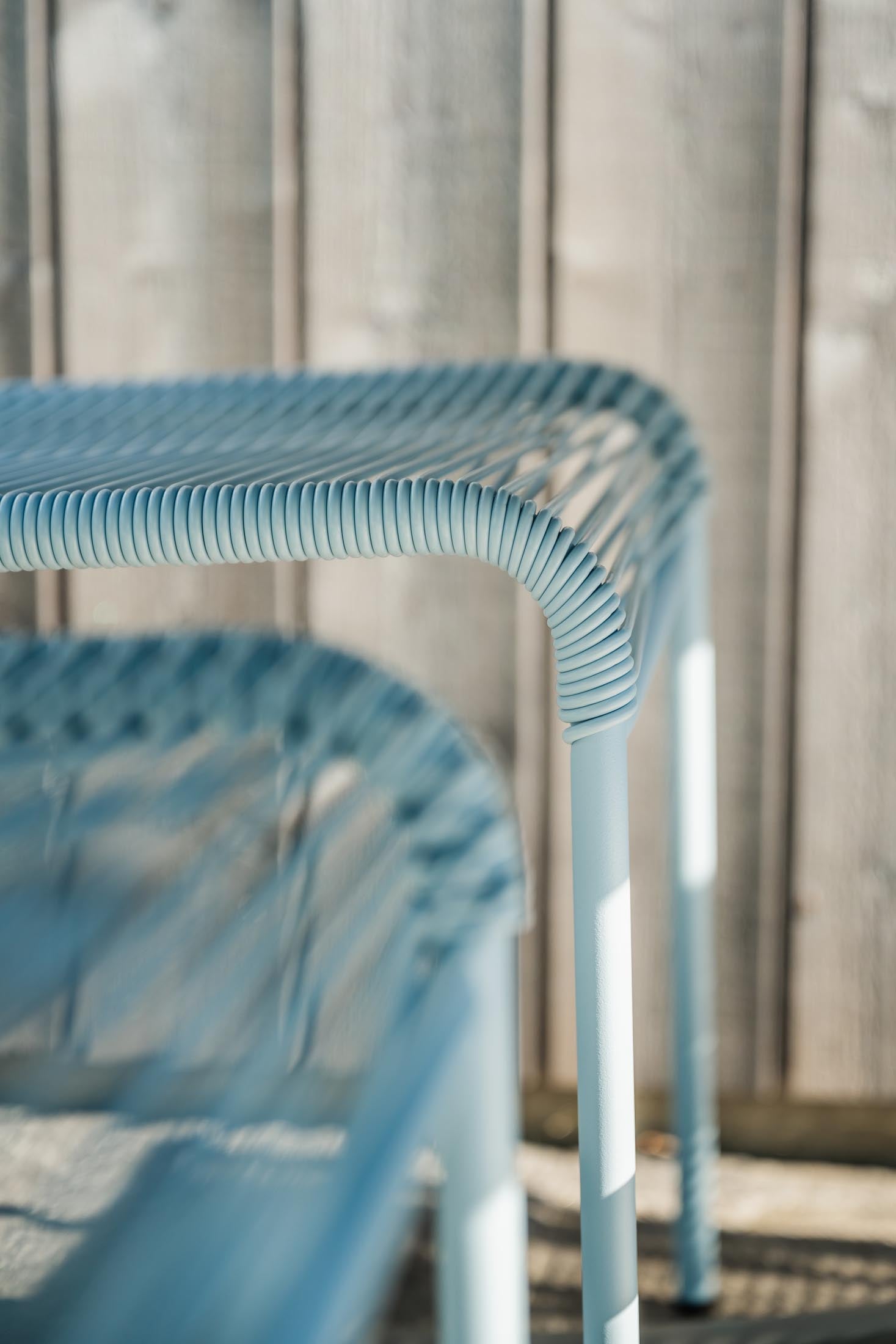 Säntis Spaghetti-Gartenstuhl ohne Armlehne in Pastellblau präsentiert im Onlineshop von KAQTU Design AG. Gartenstuhl ist von Schaffner