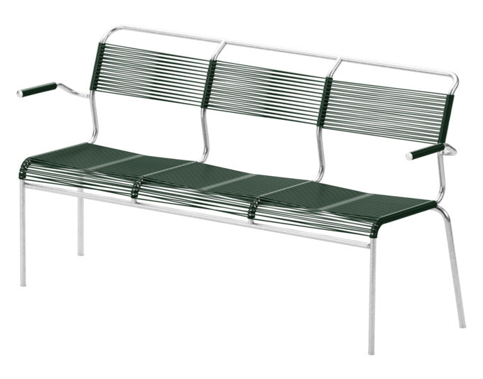 Säntis Spaghetti-3er-Gartenbank mit Armlehne in Tannengrün präsentiert im Onlineshop von KAQTU Design AG. Gartenbank ist von Schaffner