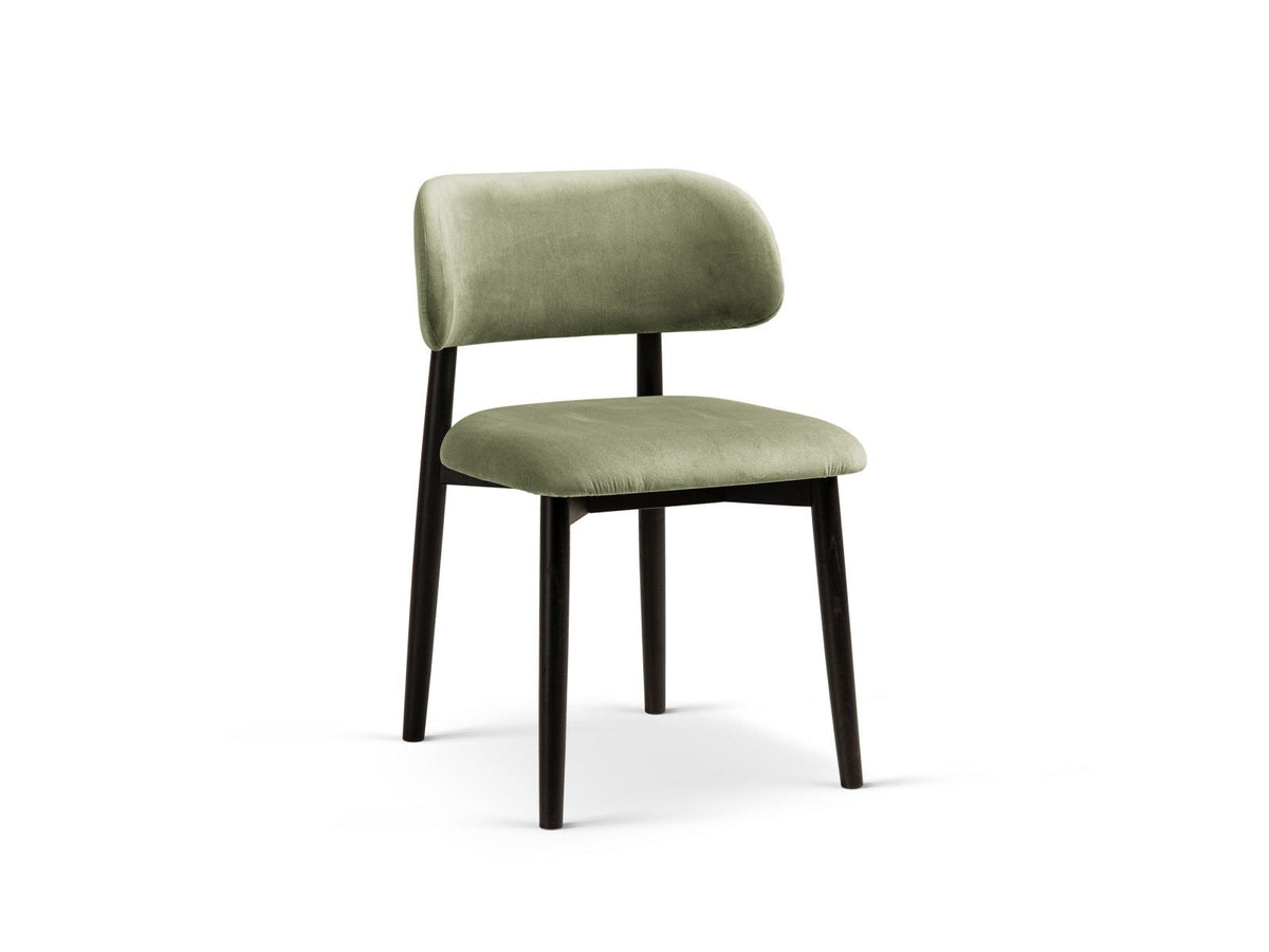 Zwei Samt-Stühle in Grün (Green-Magic Velvet) mit Buchenholzbeinen, gepolsterter Sitzfläche und Rückenlehne, Ansicht von vorne.