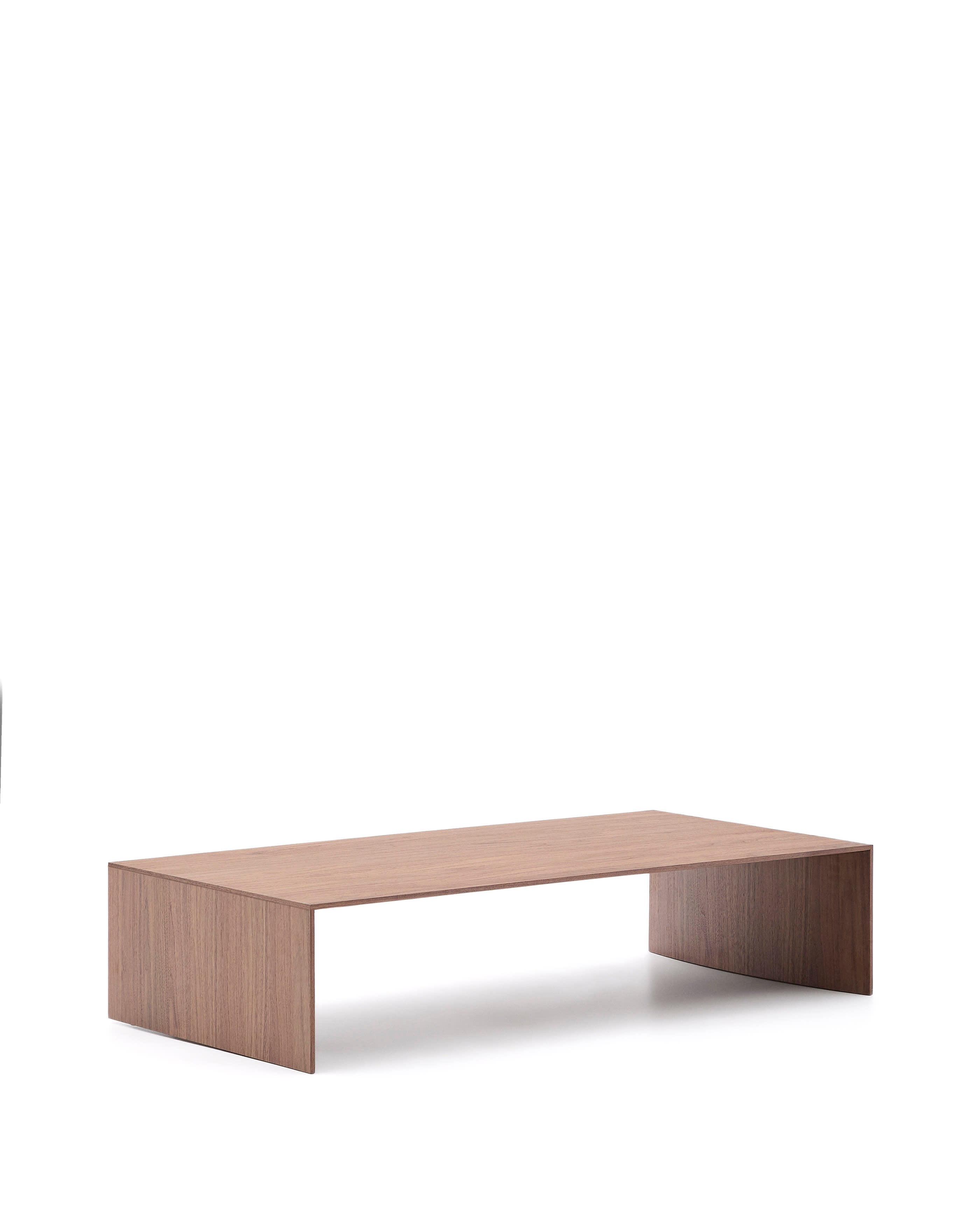 Eleganter Couchtisch Litto aus Walnussfurnier mit natürlichem Finish, 140x70 cm, von Kave Home – perfekt für modernes Wohndesign.