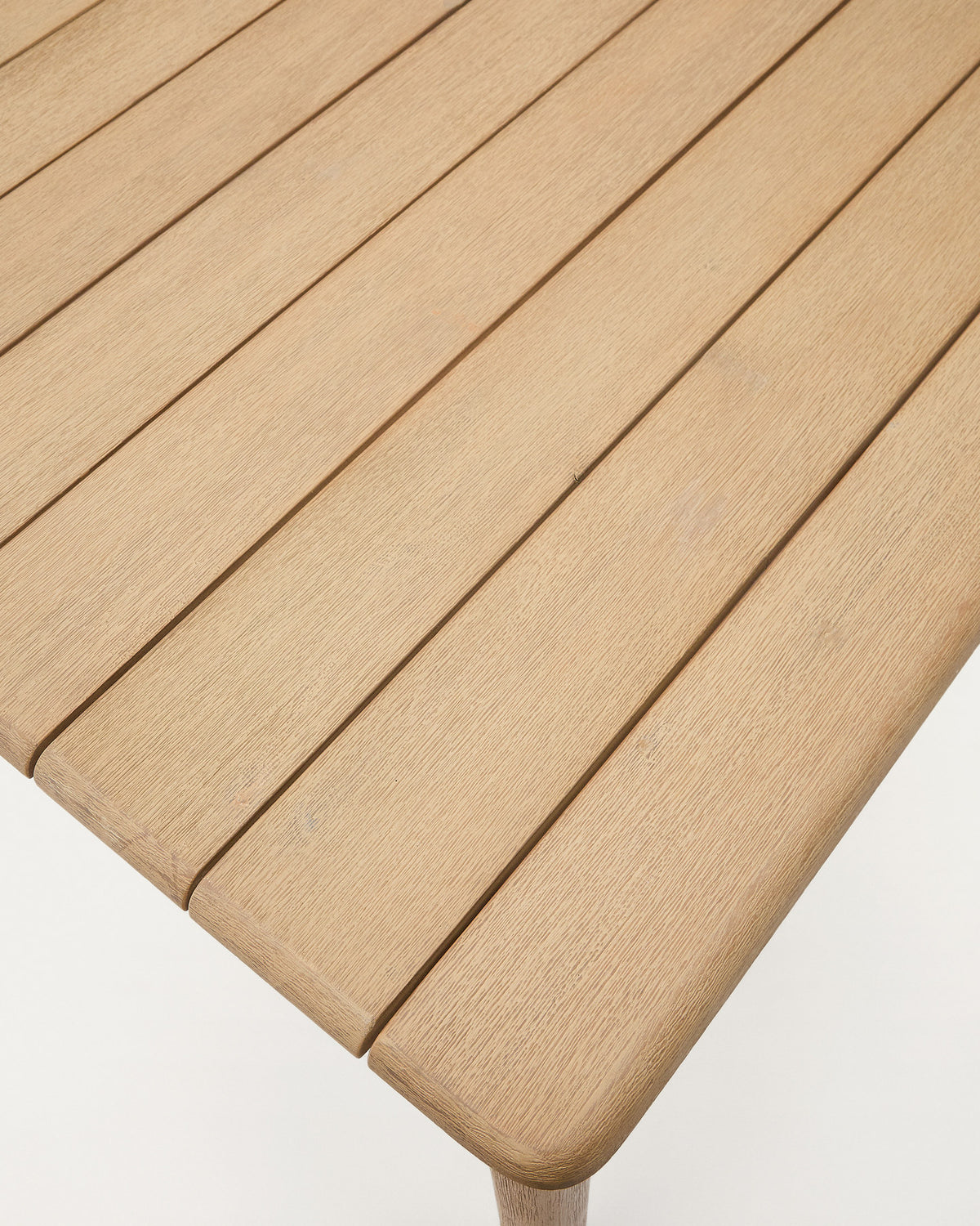 Tisch Sori aus massivem Akazienholz, 135 x 135 cm, FSC 100 % in Braun präsentiert im Onlineshop von KAQTU Design AG. Gartentisch ist von Kave Home