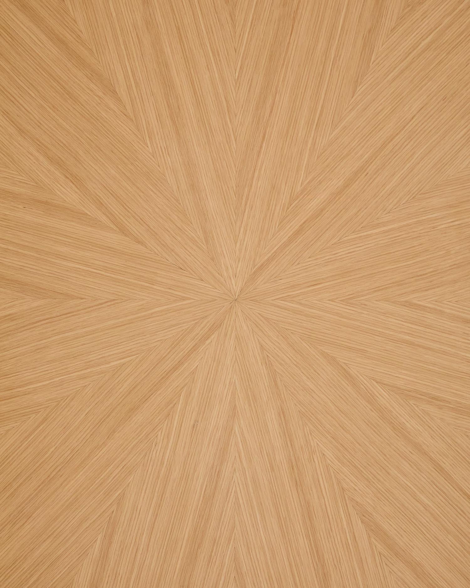 Erleben Sie den Naanim Tisch von Kave Home: 180 x 110 cm, aus hochwertigem Eichenfurnier. Perfekt für gesellige Runden und jeden Einrichtungsstil.