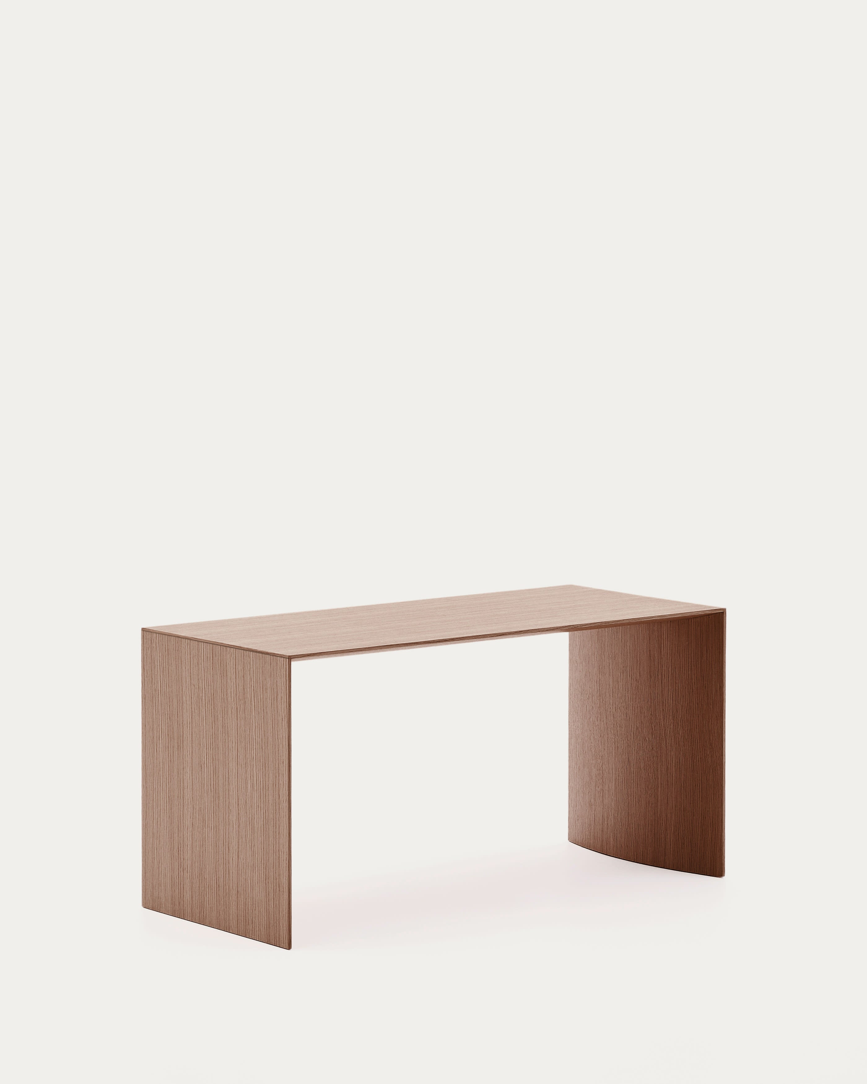 Moderner Couchtisch Litto aus Walnussfurnier mit natürlichem Finish, 90x45 cm, von Kave Home. Stilvoll und funktional für Ihr Zuhause.