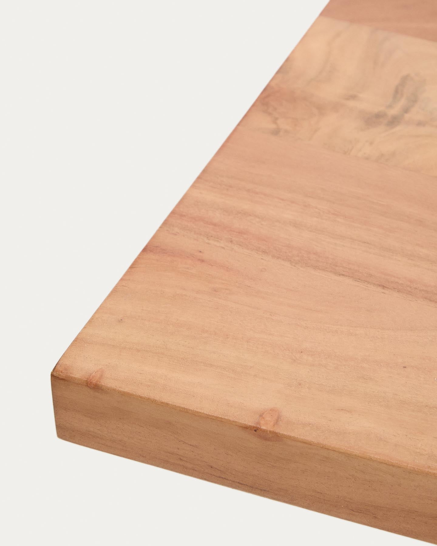Bank Uxue aus massivem Akazienholz mit Beinen aus schwarzem Stahl 160 x 45 cm in Natur präsentiert im Onlineshop von KAQTU Design AG. Sitzbank ist von Kave Home