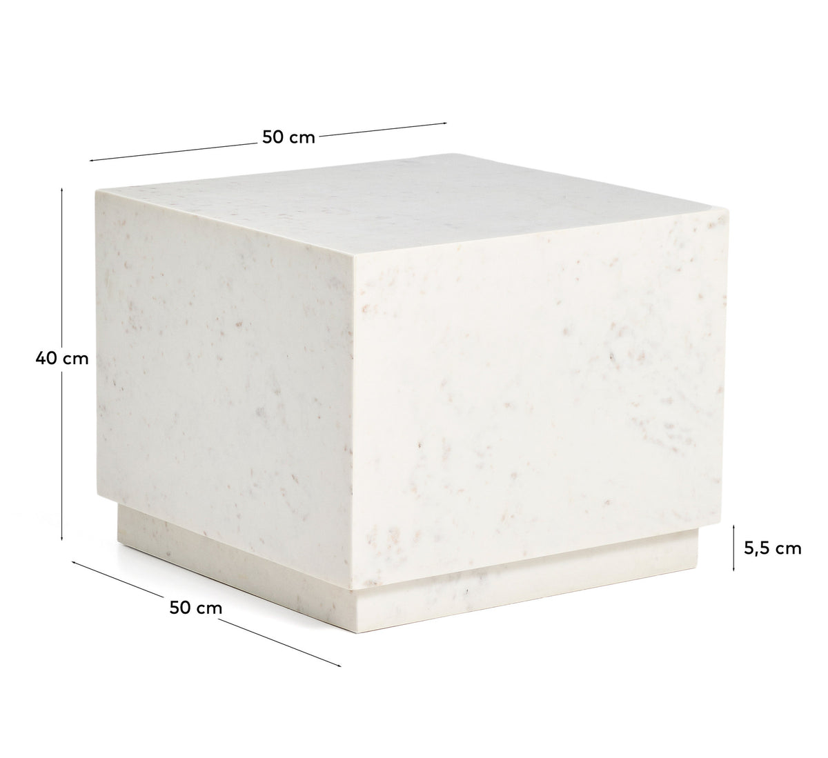 Beistelltisch Sorein aus weissem Marmor, 50 x 50 cm in Weiss präsentiert im Onlineshop von KAQTU Design AG. Beistelltisch ist von Kave Home