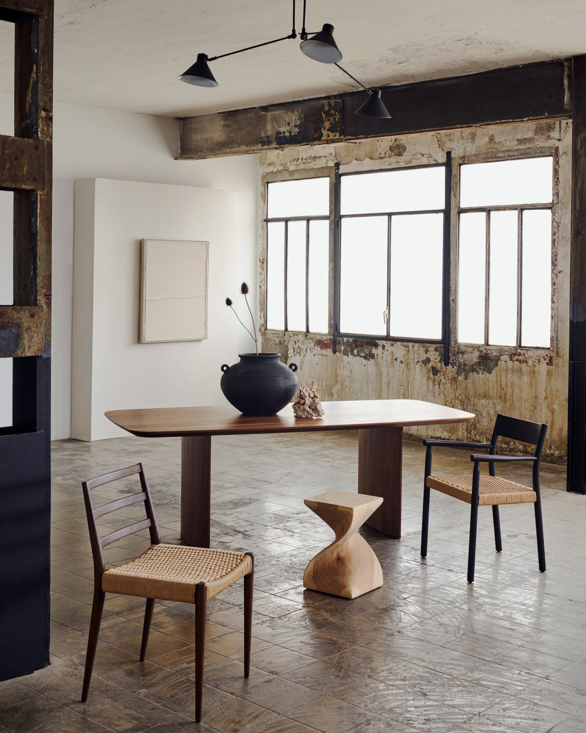 Litto Tisch aus Walnussfurnier 200 x 100 cm in Dunkelbraun präsentiert im Onlineshop von KAQTU Design AG. Esstisch ist von Kave Home