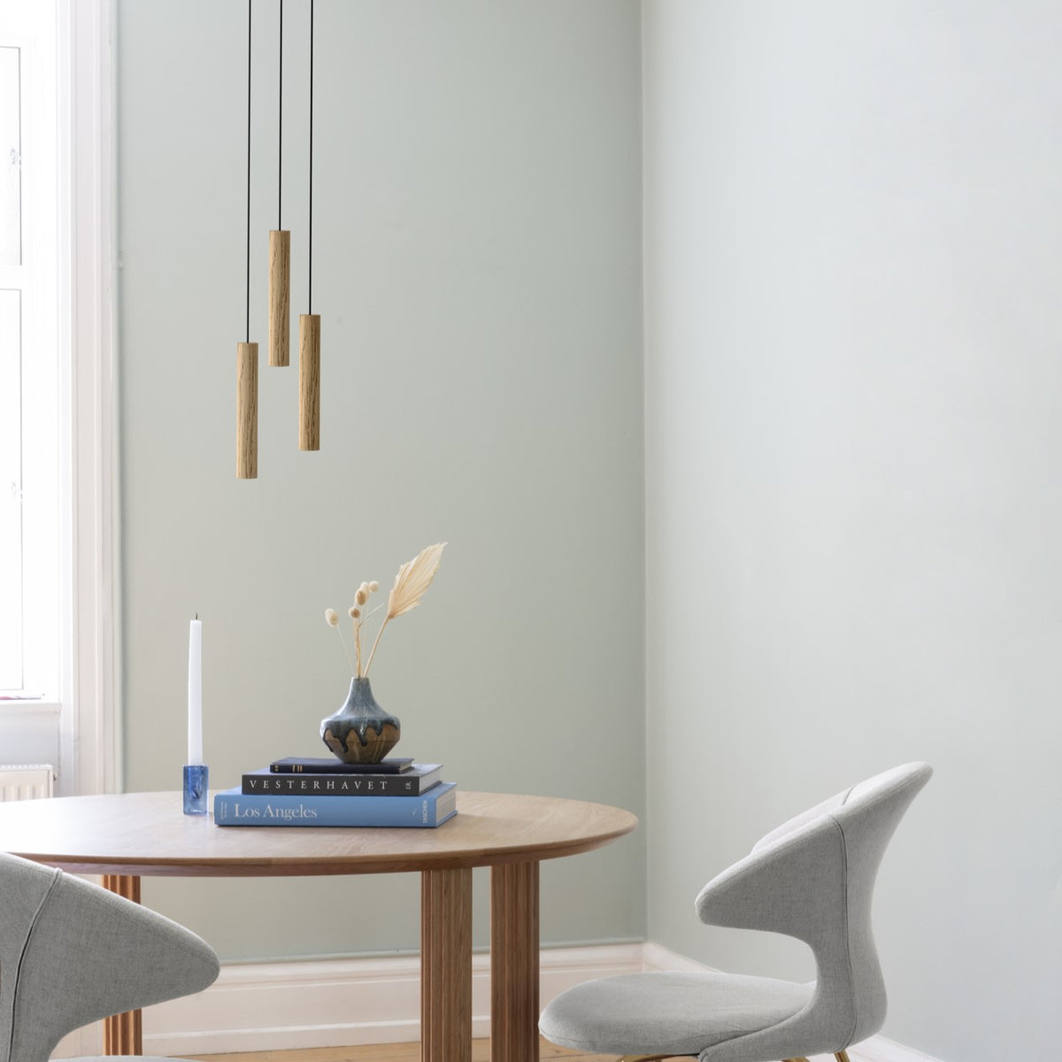 Chimes 3er Gruppe Lampenschirm in Oak präsentiert im Onlineshop von KAQTU Design AG. Pendelleuchte ist von Umage
