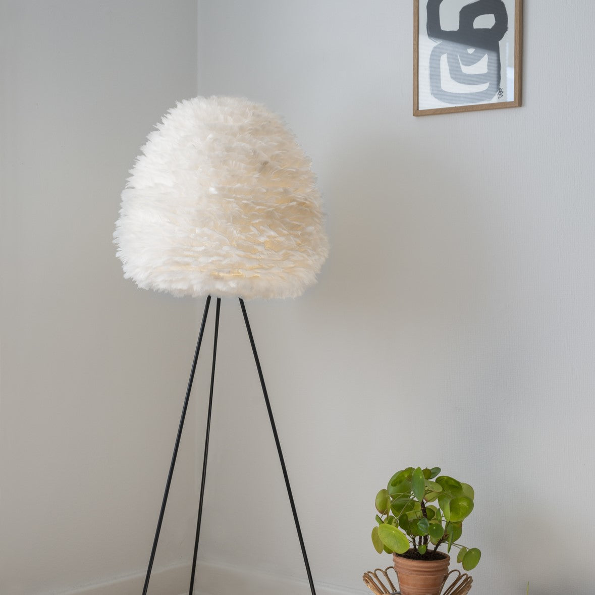 Eos Evia in White präsentiert im Onlineshop von KAQTU Design AG. Pendelleuchte ist von Umage