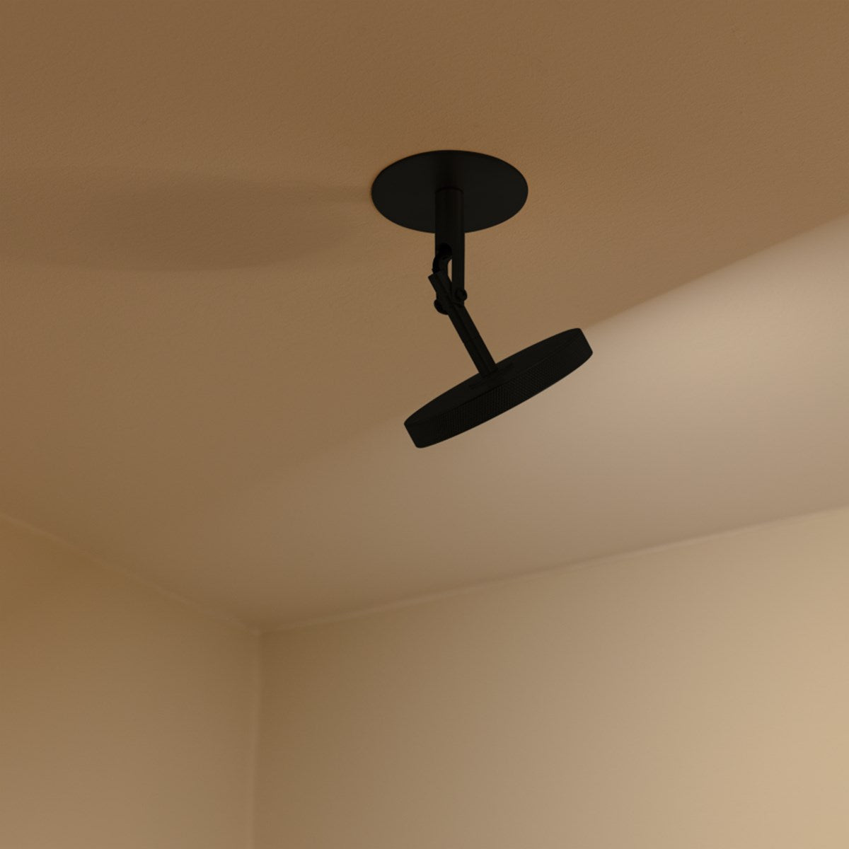Elegante Asteria Spot Wandleuchte in Schwarz von Umage, ideal für stilvolle Beleuchtung und Akzentuierung in Wohnräumen.
