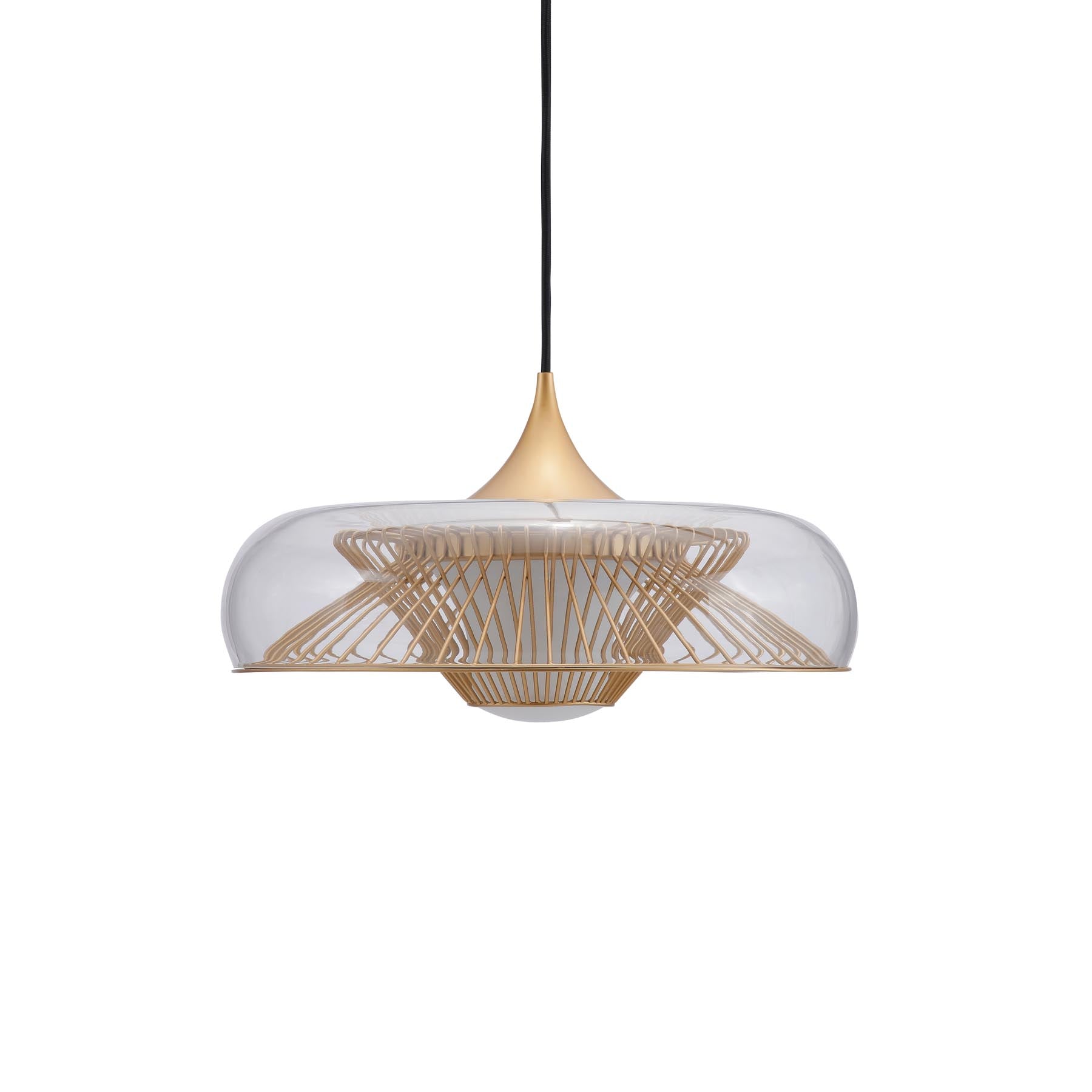 Moderner Chordis Lampenschirm von Umage aus hochwertigem Messing, perfekt für stilvolle Akzente und gemütliche Lichtstimmungen.