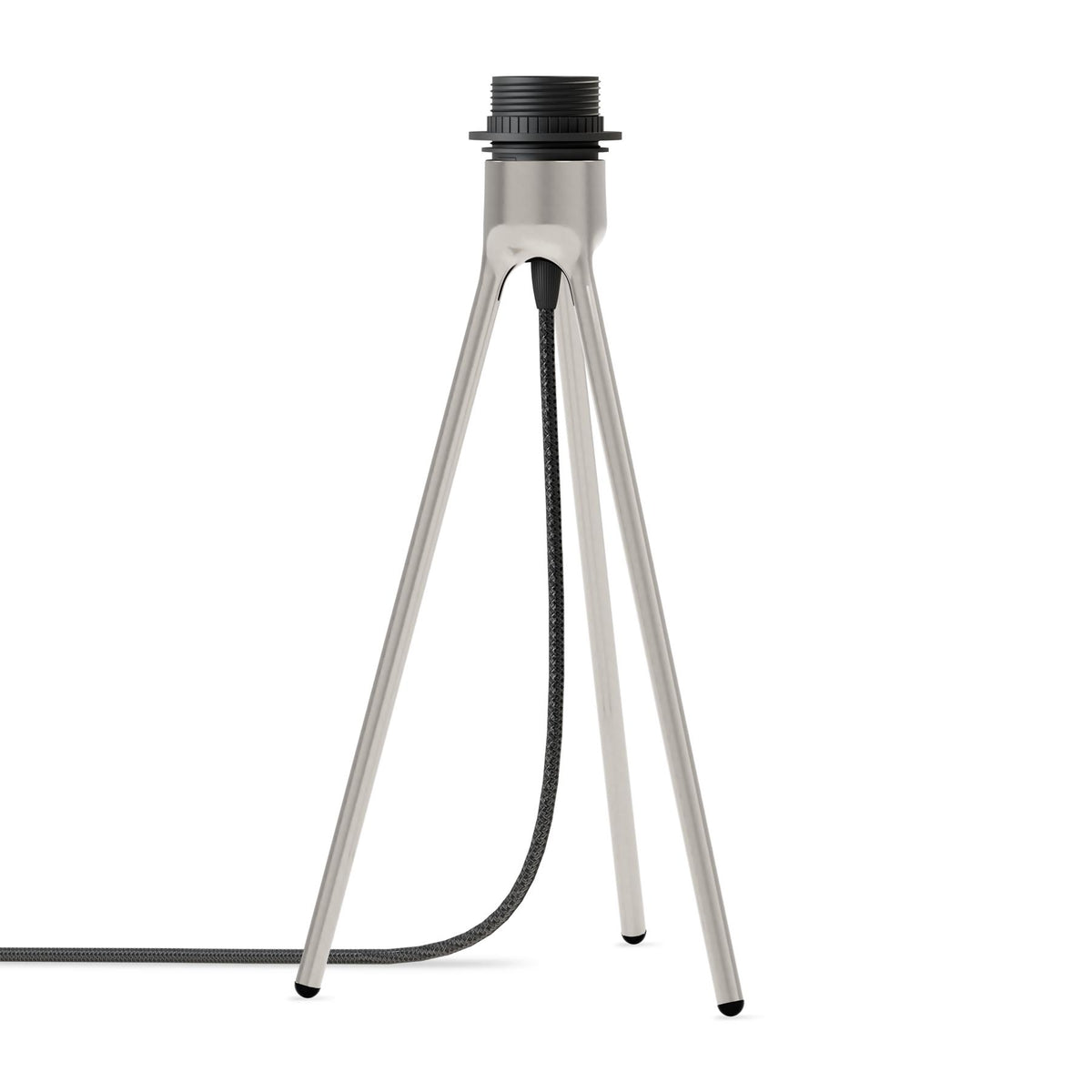 Tisch Tripod in Brushed Steel präsentiert im Onlineshop von KAQTU Design AG. Lampenständer ist von Umage