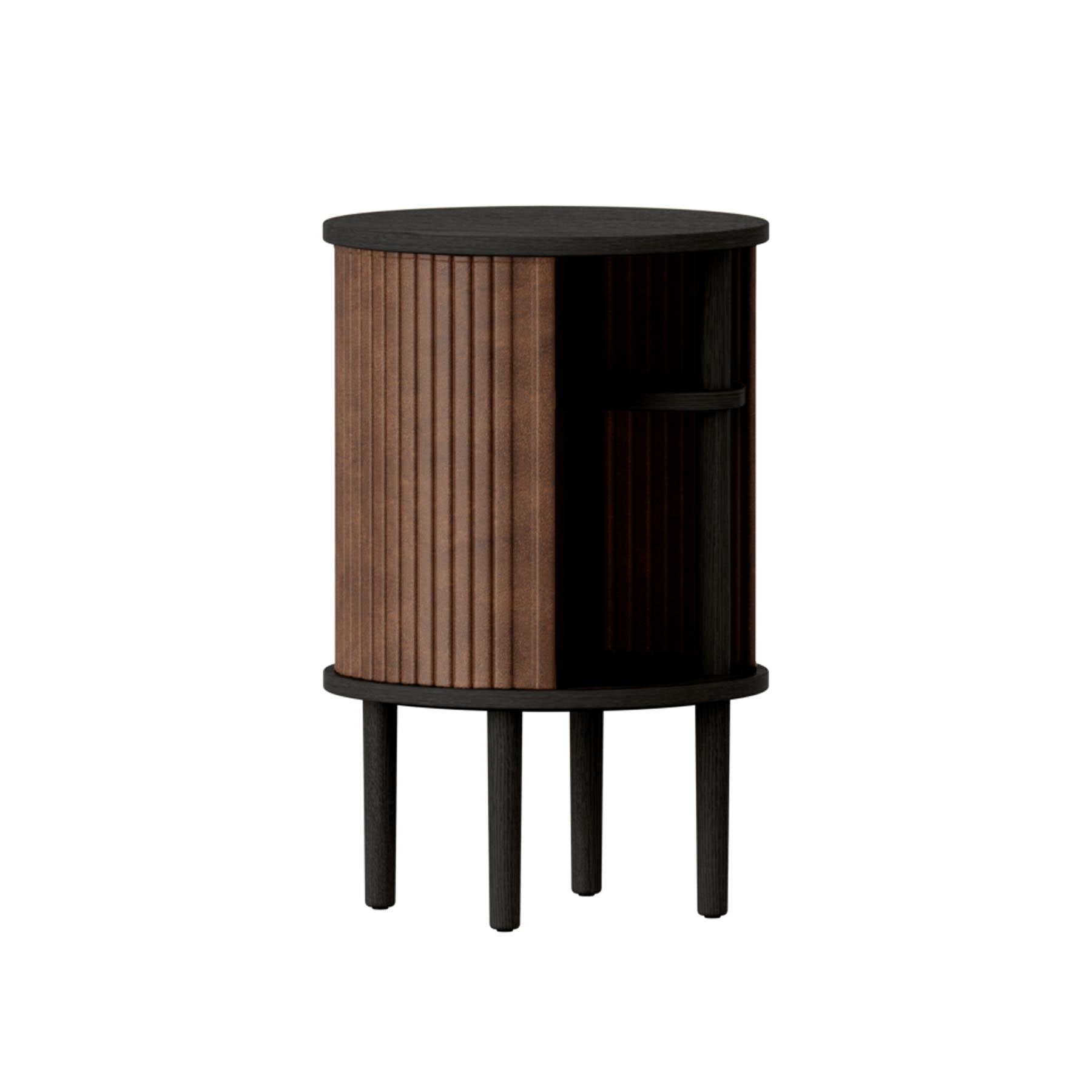 Elegantes Audacious Sideboard Mini von Umage in sanften Weißtönen, ideal für stilvolle Einrichtung und platzsparende Lösungen.