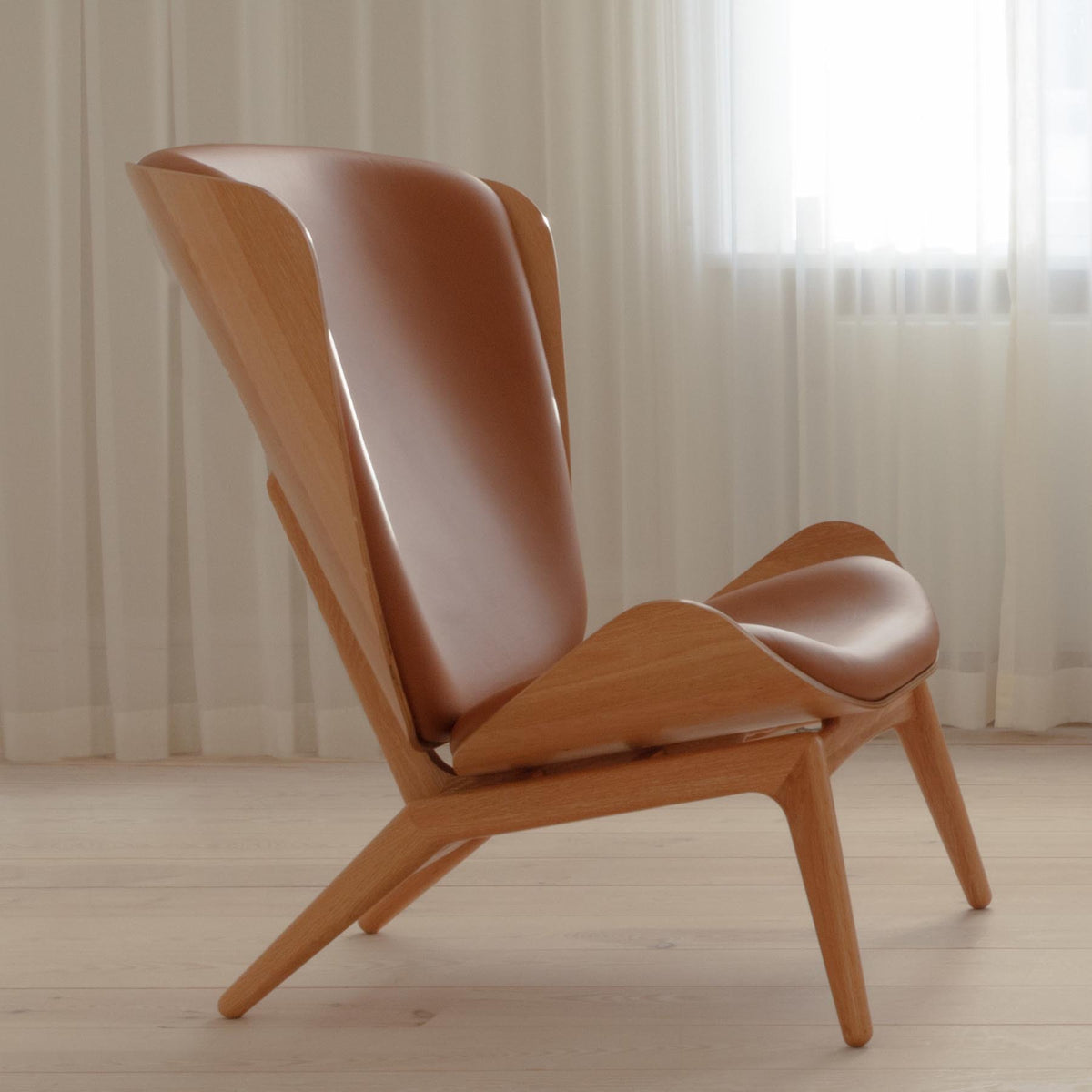 The Reader Sessel in Cognac präsentiert im Onlineshop von KAQTU Design AG. Sessel ist von Umage