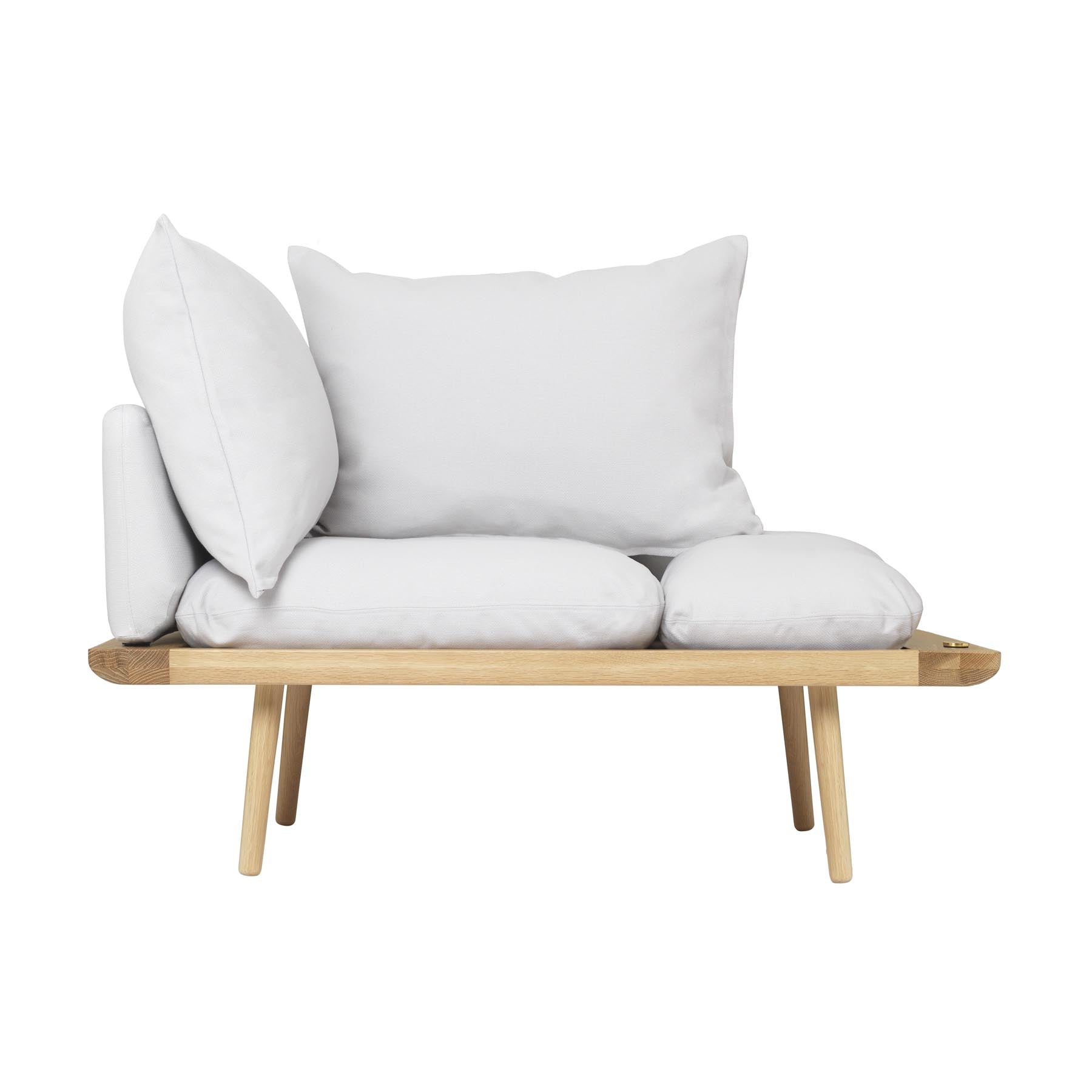 Lounge Around 1.5-Sitzer Sofa in Sterling präsentiert im Onlineshop von KAQTU Design AG. 2er Sofa ist von Umage