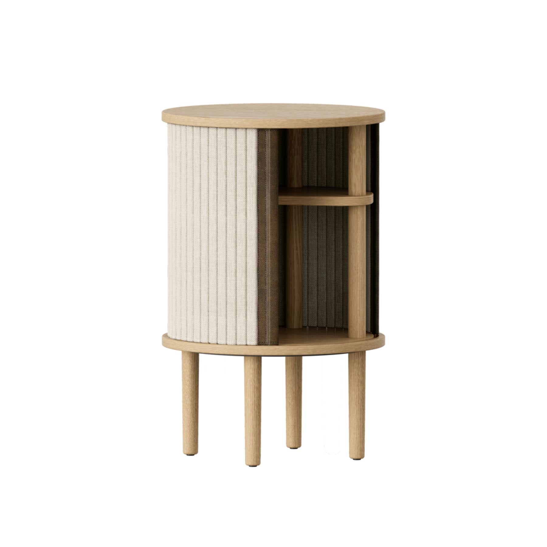Stylisches Audacious Sideboard Mini von Umage, perfekt für kompakte Wohnräume und als dekoratives Highlight in zeitgemäßen Interiors.