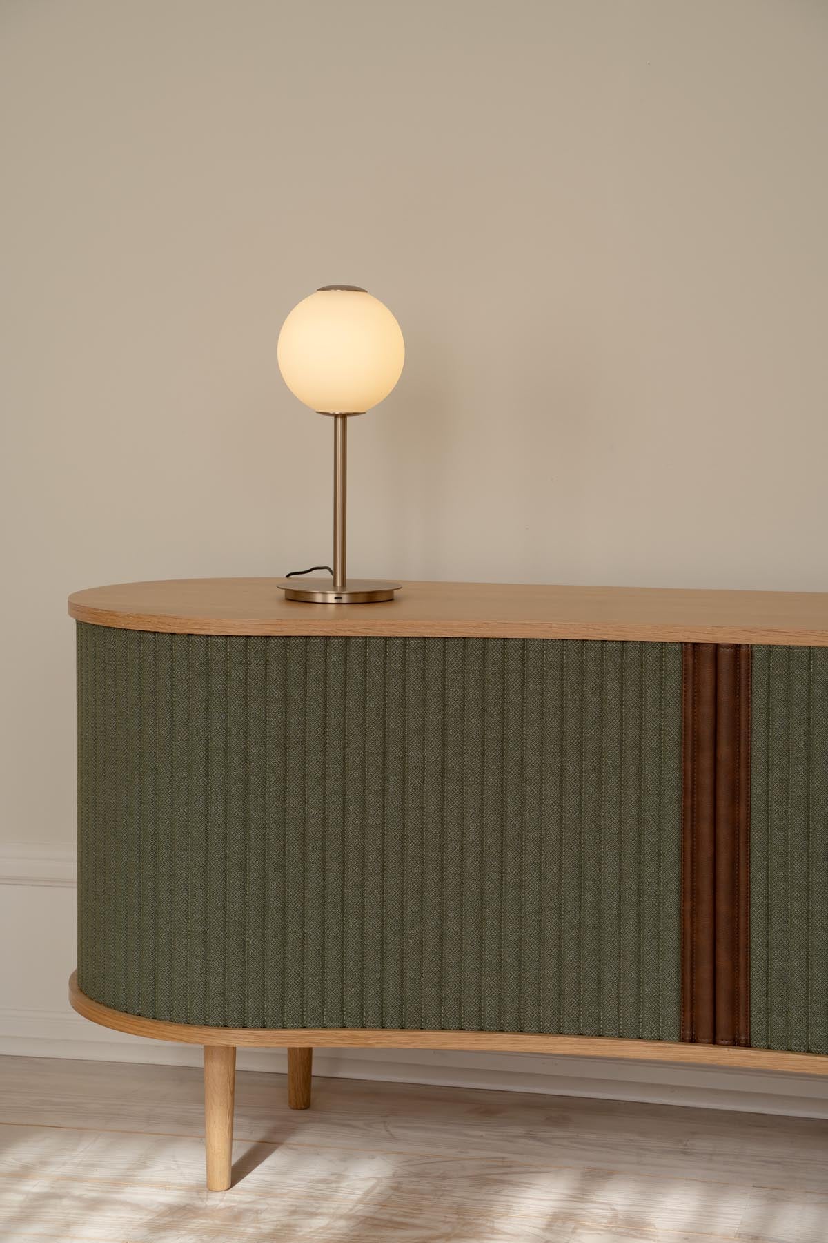 Audacious Sideboard in Morning Meadows präsentiert im Onlineshop von KAQTU Design AG. Sideboard ist von Umage