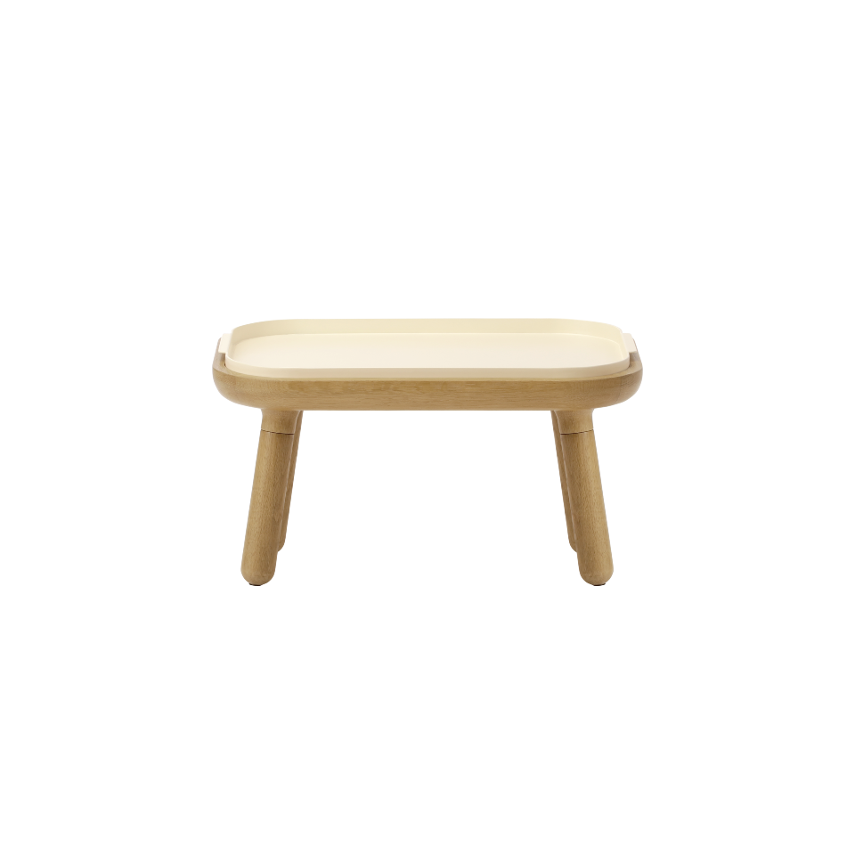 Eleganter Paff low Beistelltisch in Pearl White von Umage, ideal für zeitgemäße Wohnräume und stilvolle Akzente. Funktionalität und Ästhetik vereint.