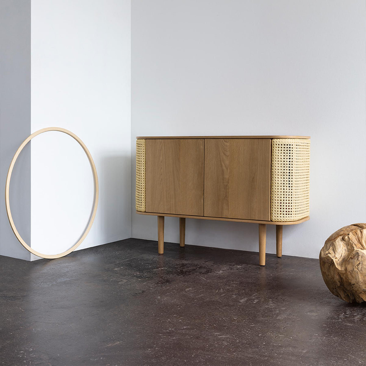 Treasures 2-türig Sideboard in Venetian Cane präsentiert im Onlineshop von KAQTU Design AG. Sideboard ist von Umage