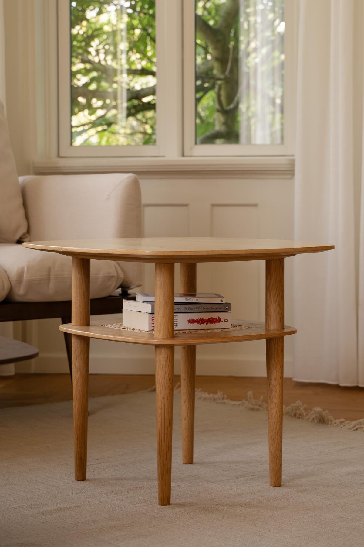 Moderner Together Smooth Square Couchtisch 60 von Umage, aus hochwertigem Eichenholz, perfekt für stilvolle Wohnräume.