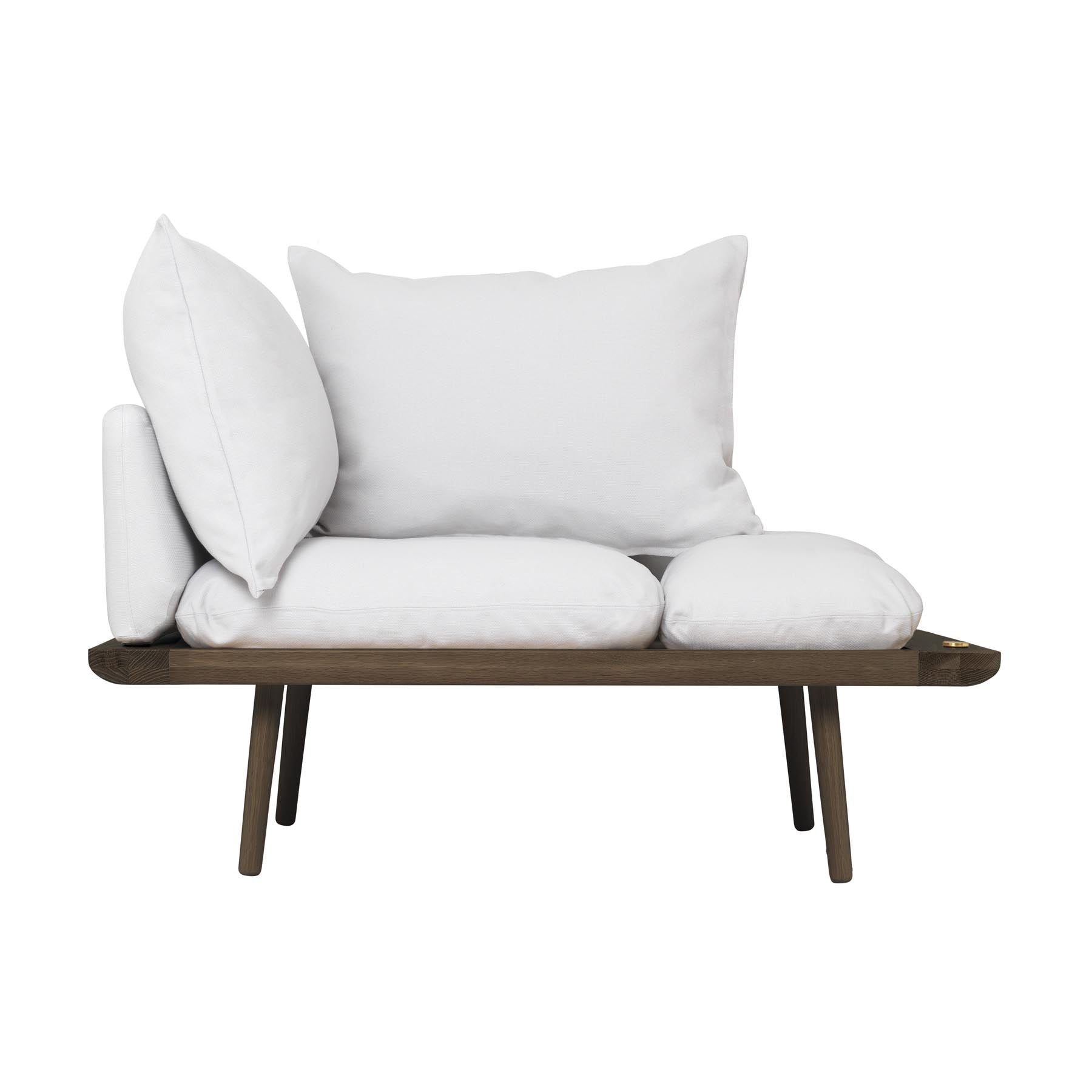 Modernes Lounge Around 1.5-Sitzer Sofa in stilvollem Sterling, ideal für gemütliche Stunden und geschmackvolle Einrichtung.