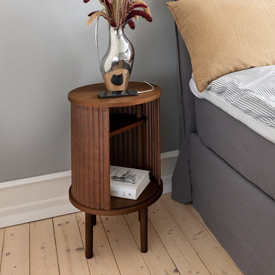 Audacious Sideboard Mini in Hazelnut präsentiert im Onlineshop von KAQTU Design AG. Sideboard ist von Umage
