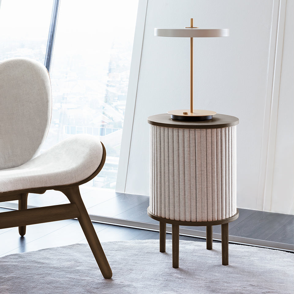 Audacious Sideboard Mini in Sterling präsentiert im Onlineshop von KAQTU Design AG. Sideboard ist von Umage