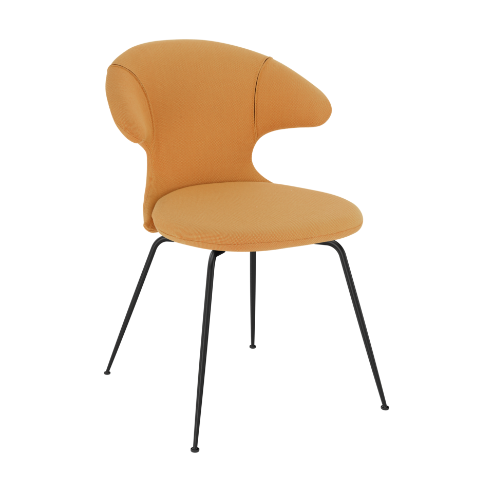 Eleganter Time Flies Stuhl in leuchtendem Tangerine, ideal für stilvolle Wohnräume, ausgestattet mit komfortablen Armlehnen für entspanntes Sitzen.
