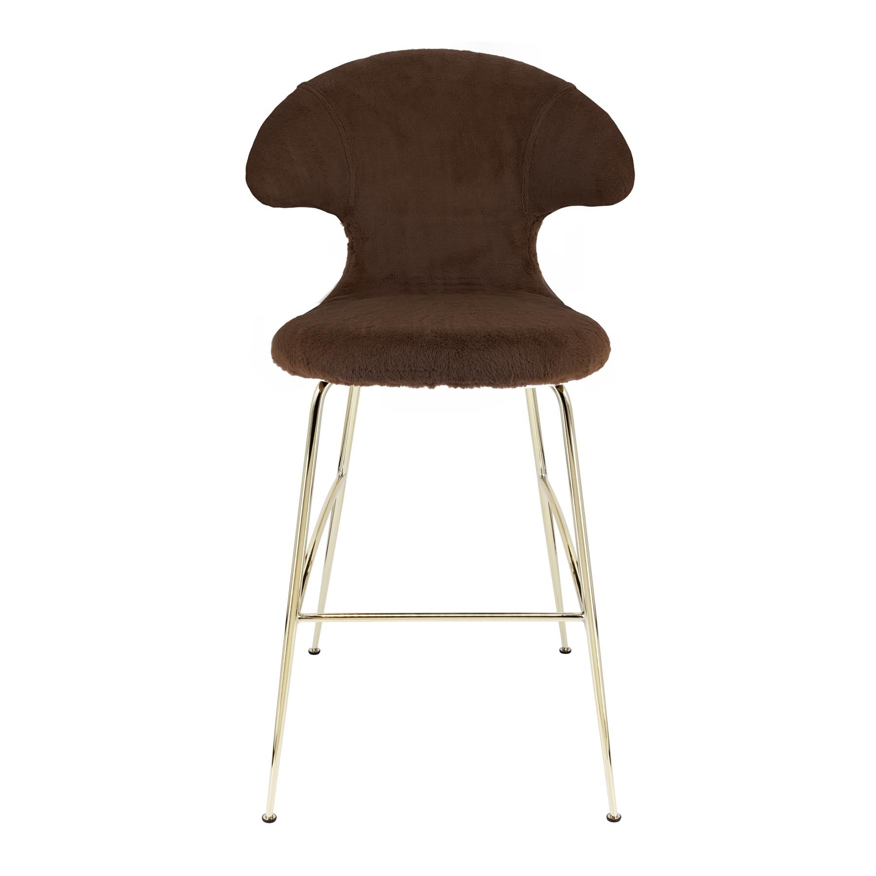 Eleganter Time Flies Barstuhl in Teddy Brown von Umage, ideal für stilvolle Bars und Essbereiche, mit bequemen Armlehnen.