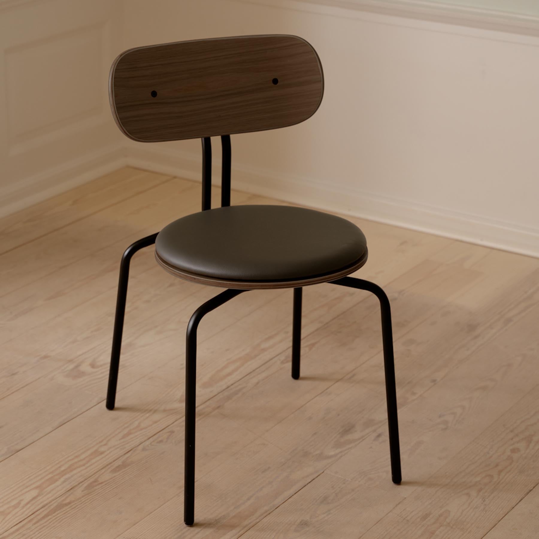 Stylisches und komfortables Sitzkissen in dunklem Grau, perfekt für Umage Curious Stühle und zur Verschönerung Ihres Wohnraums.