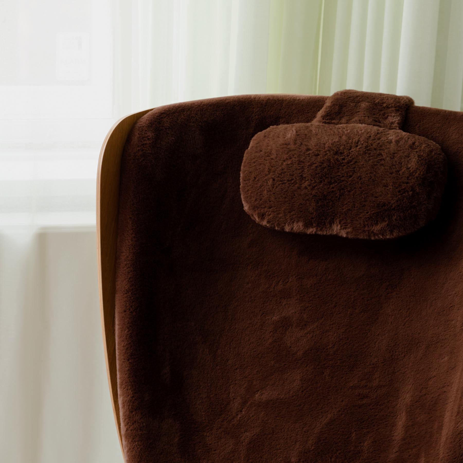Gemütlicher Neck Rest in Teddy Brown für Umage Sessel, ideal zur Unterstützung des Nackens und für zusätzlichen Komfort.
