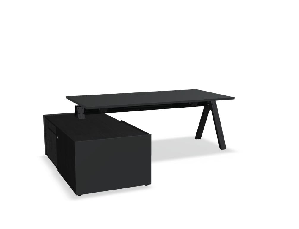 Viga V06L - Chefschreibtisch in FENIX Schwarz Matt präsentiert im Onlineshop von KAQTU Design AG. Schreibtisch ist von Mdd
