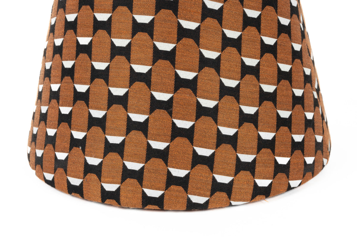 Hocker Pin in Braun präsentiert im Onlineshop von KAQTU Design AG. Hocker ist von White Label Living