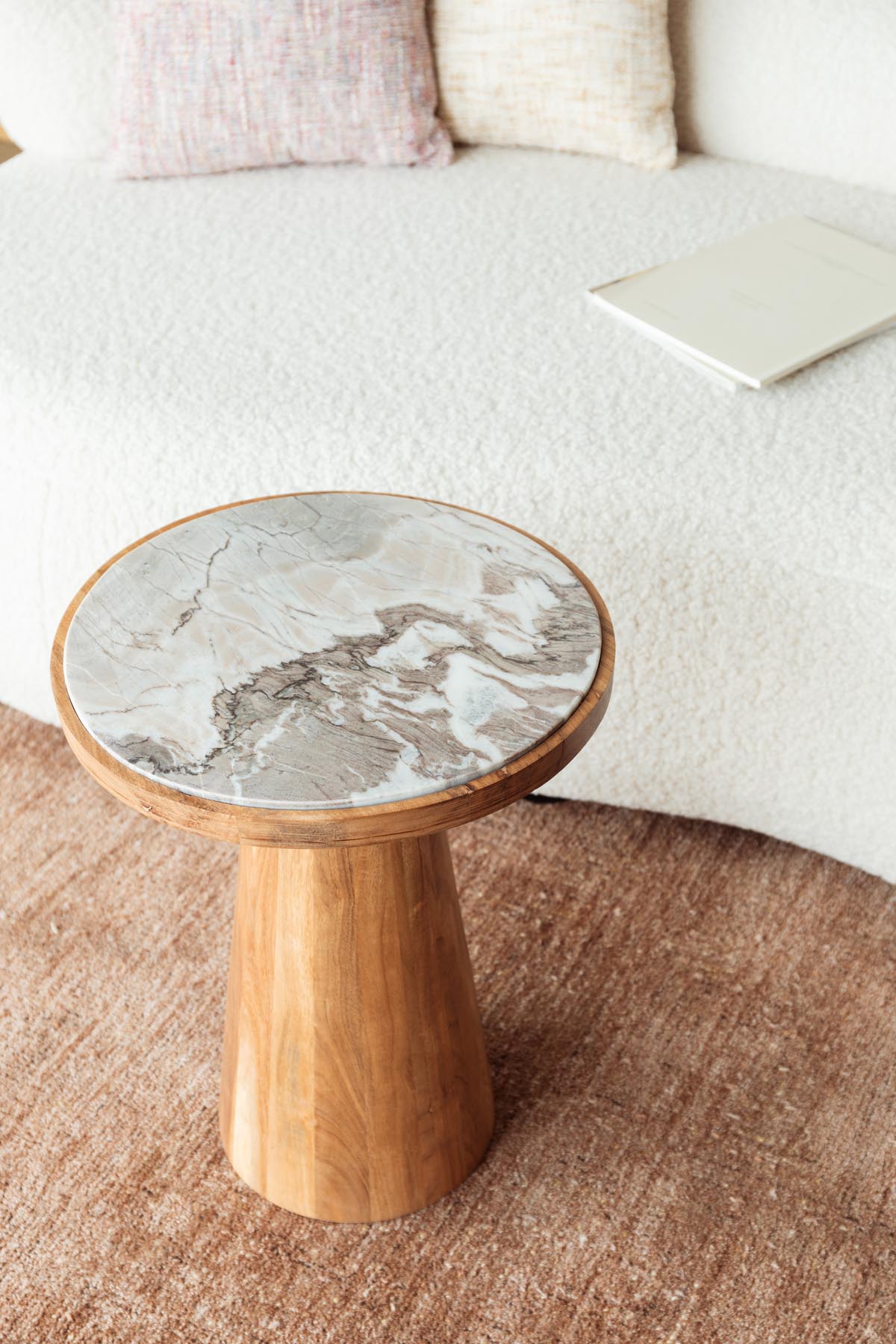 Beistelltisch Mees in Braun präsentiert im Onlineshop von KAQTU Design AG. Beistelltisch ist von White Label Living